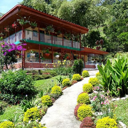 Finca Turistica Los Rosales Pereira Dış mekan fotoğraf