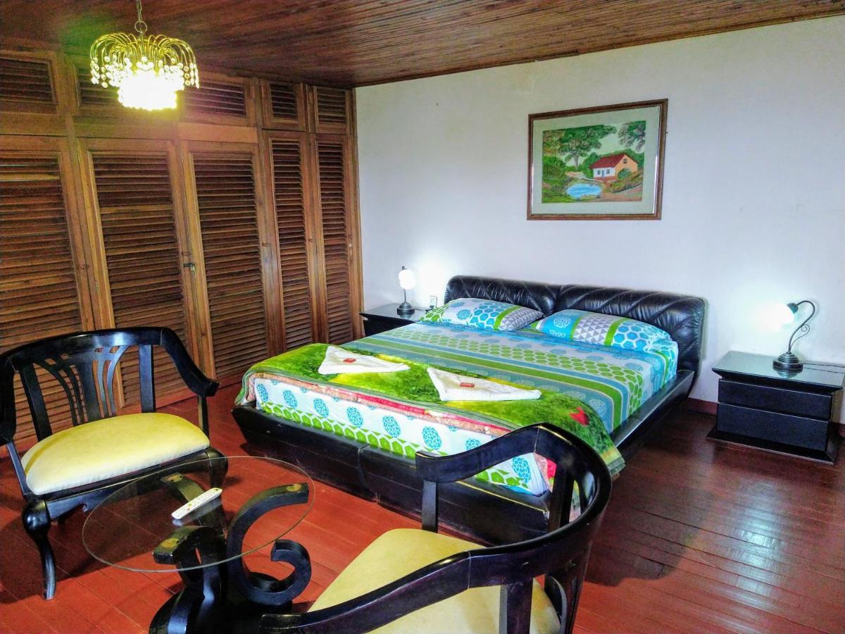 Finca Turistica Los Rosales Pereira Dış mekan fotoğraf