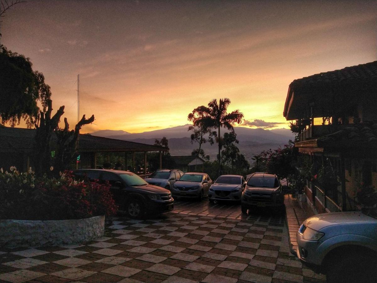 Finca Turistica Los Rosales Pereira Dış mekan fotoğraf