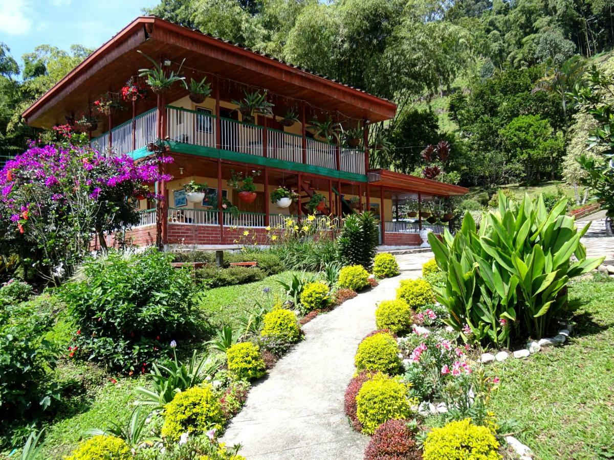 Finca Turistica Los Rosales Pereira Dış mekan fotoğraf